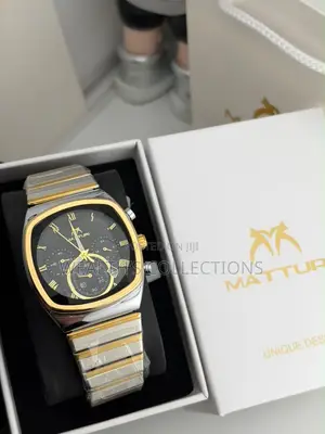 Matturi Chain Strap Watch.