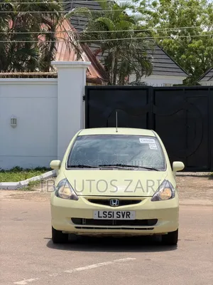 Honda Jazz 2005 Yellow
