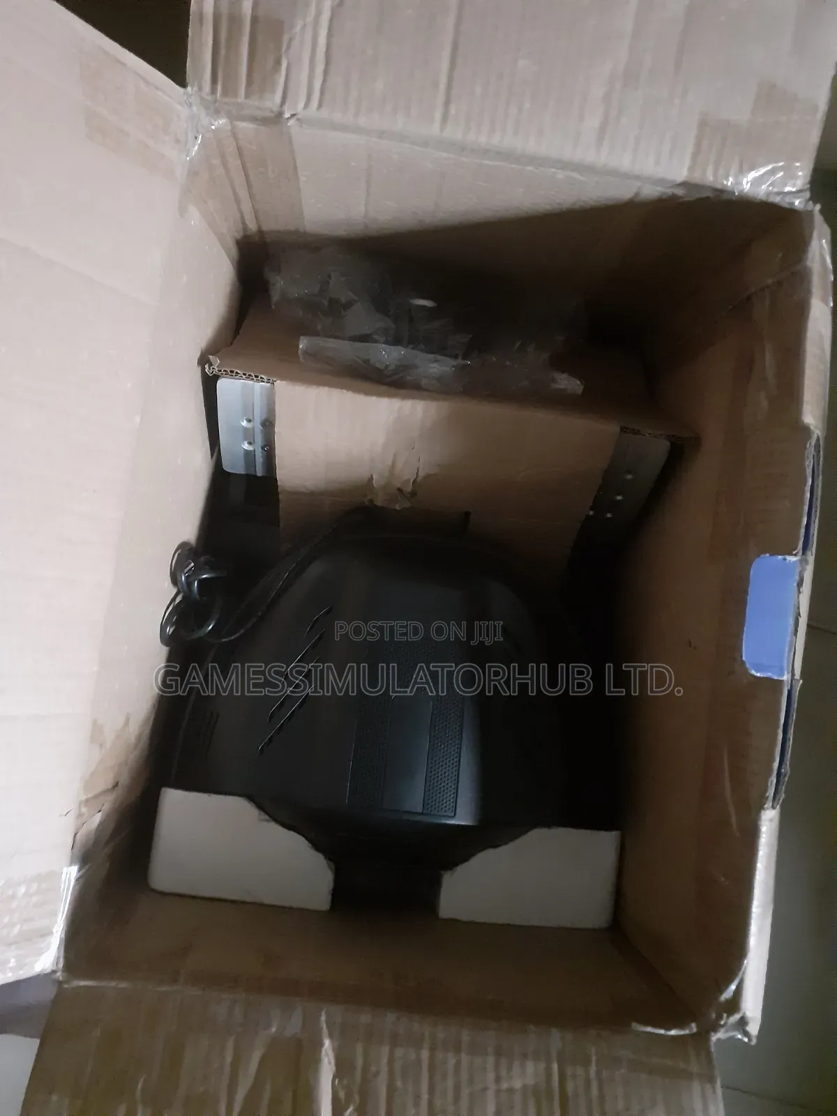 Thrustmaster T300 Rs Gt Edition. Open Box