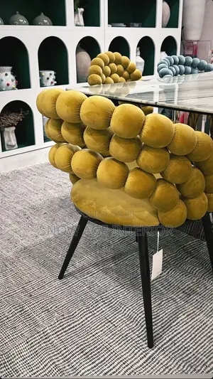 Bubble Restaurant / Dining Chair .