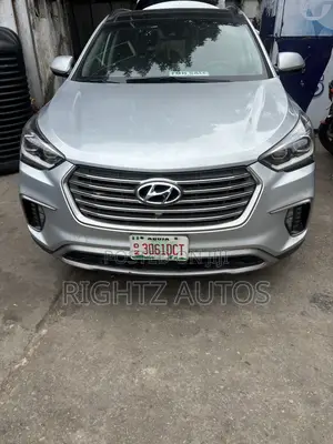 Hyundai Santa Fe SE Ultimate AWD 2017 Silver