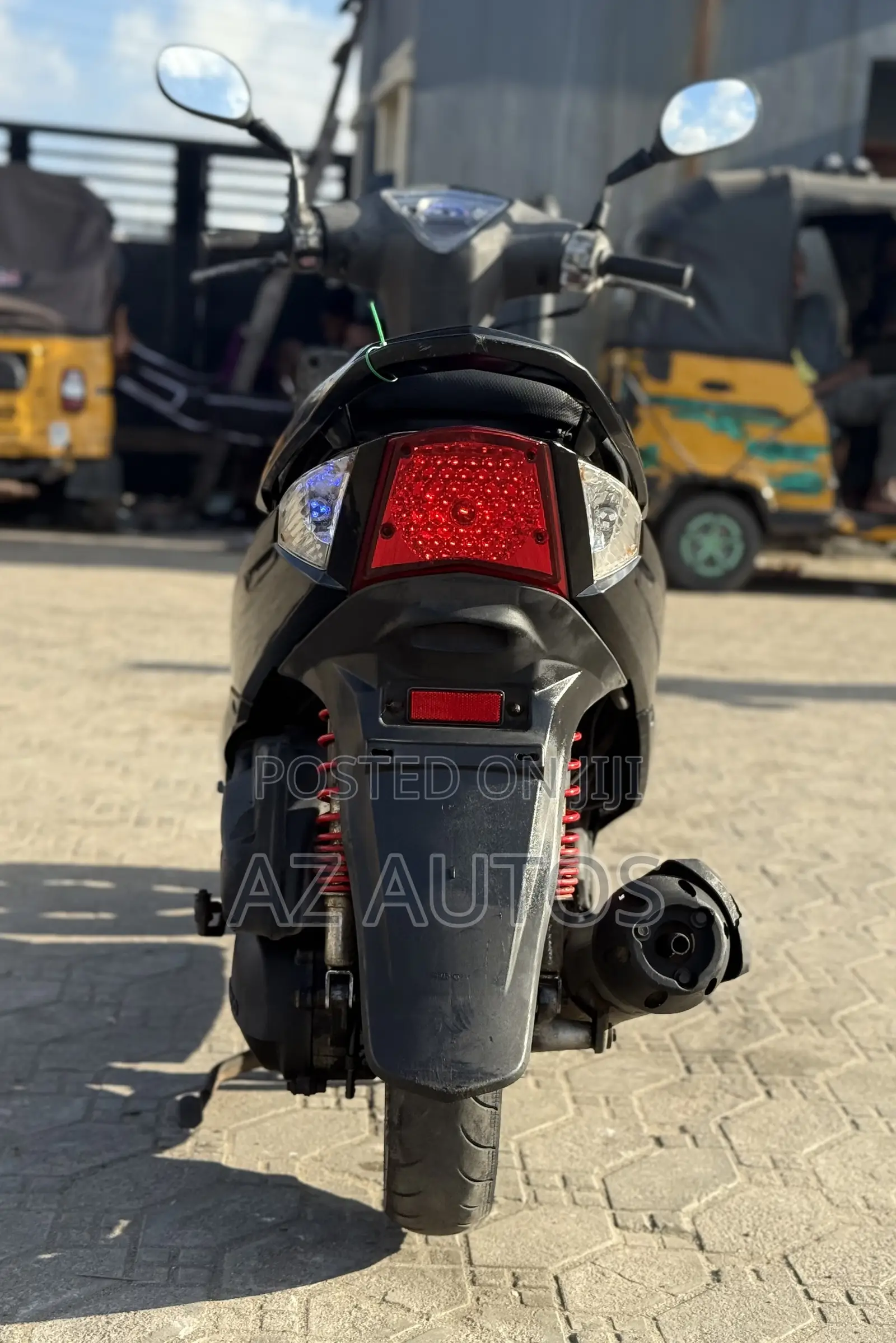 Kymco Xciting 2021 Black