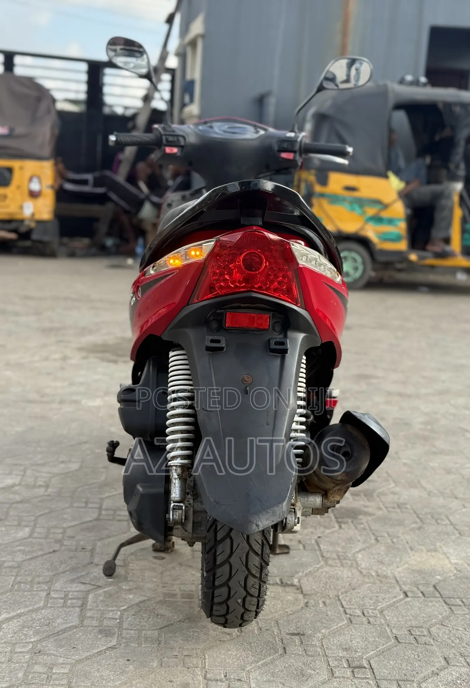 SYM XPro 2018 Red
