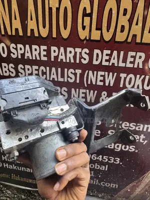 Lexus RX350 2012–2013 ABS Assembly Available