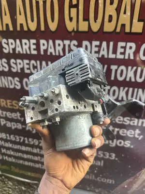 Lexus RX350 2012–2013 ABS Module