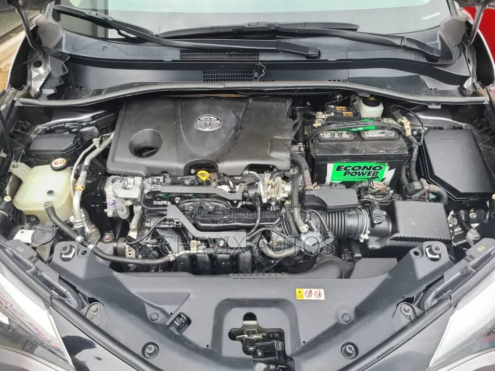Toyota C-HR 2023 Silver