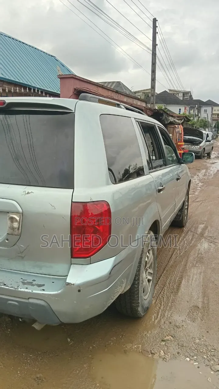 Honda Pilot 2003 Silver