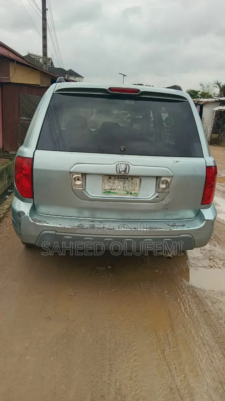 Honda Pilot 2003 Silver