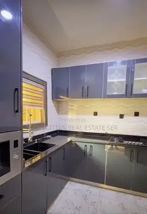 Furnished 4bdrm Duplex in Zone 3 for rent