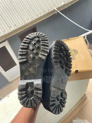 Dr Marten Shoe