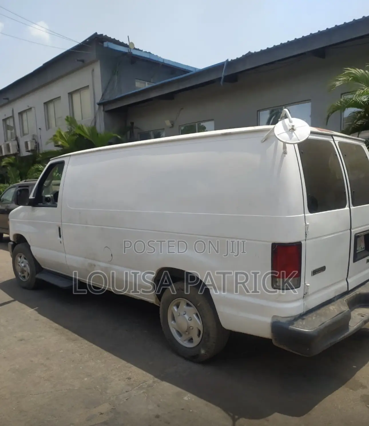 Ford E250 2011 White