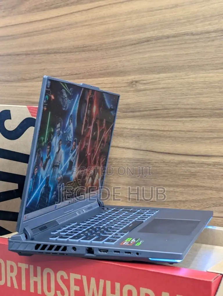 Laptop Asus ROG Strix G16 32GB AMD Ryzen 9 SSD 1T