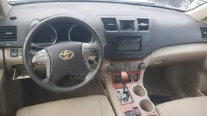 Toyota Highlander 2008 White