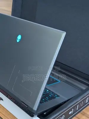 Laptop Dell 32GB Intel Core Ultra 9 SSD 1T