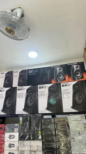 M-Audio Bx5D2, BX5carbon, Bx8 D3 Powered Studio Monitor
