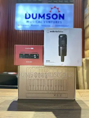 AudioTechnica At2035, 2i2 Scarlett SoundCard, SMK25 Keys Midi Keyboard