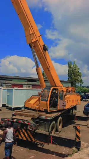 Mobile Cranes for Hire/Rentals