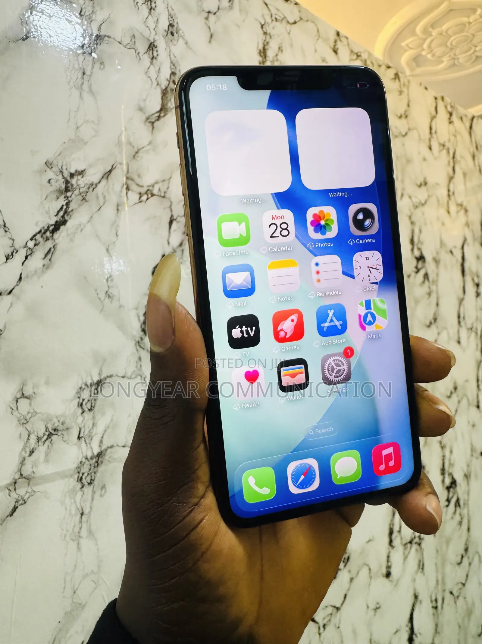 Apple iPhone 11 Pro Max 64 GB Gold
