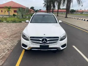 Mercedes-Benz GLC-Class 2019 White
