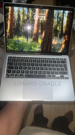 Laptop Apple MacBook Air 2020 8GB Apple M1 SSD 1T