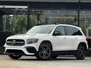 Mercedes-Benz GLB-Class GLB 250 4MATIC 2023 White