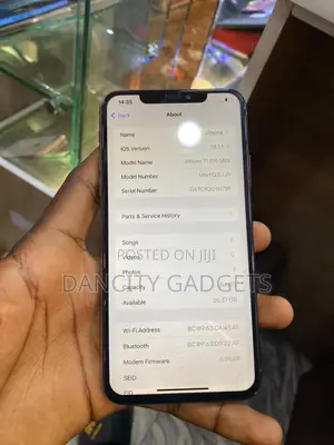 Apple iPhone 11 Pro Max 64 GB Gold