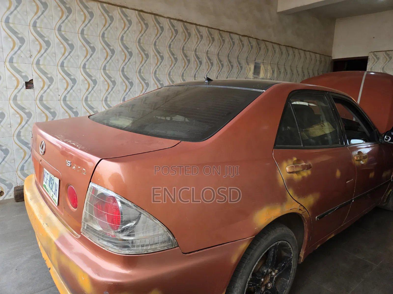 Lexus IS 2003 Orange