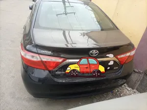 Toyota Camry 2016 Black