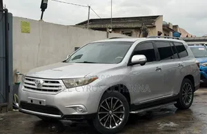 Toyota Highlander 2013 Silver