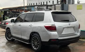 Toyota Highlander 2013 Silver