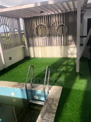 Green Grass Rugs (Strong Backing)
