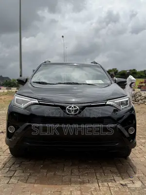 Toyota RAV4 SE AWD (2.5L 4cyl 6A) 2017 Black