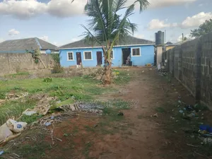 7bdrm Block of Flats in Ayobo for sale