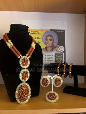 Women Beaded Necklaces