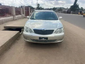 Toyota Camry XLE 4dr Sedan (2.4L 4cyl 4A) 2004 Silver