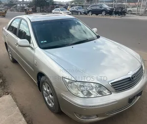 Toyota Camry 2004 Silver