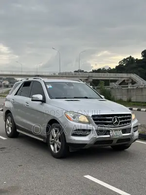 Mercedes-Benz M Class ML350 4MATIC 4dr SUV AWD (3.5L 6cyl 7A) 2014