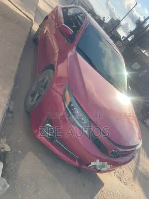 Toyota Camry 2013 Red