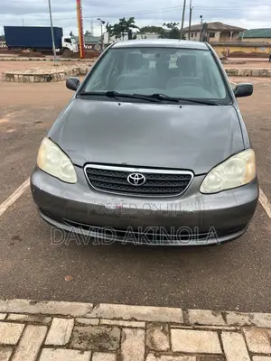 Toyota Corolla 2005 Gray