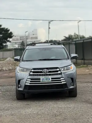 Toyota Highlander 2017 Silver