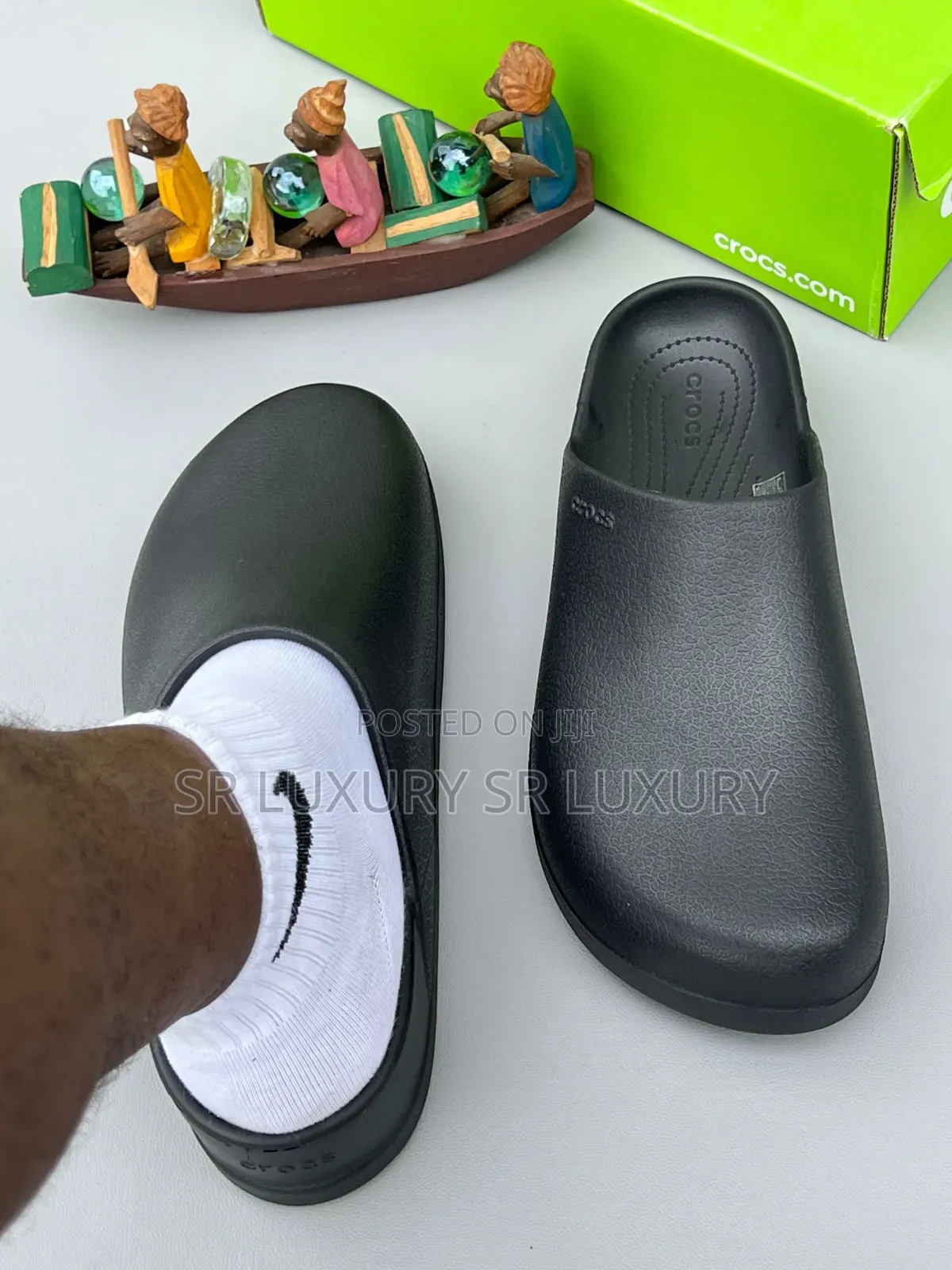 Crocs — Premium Quality