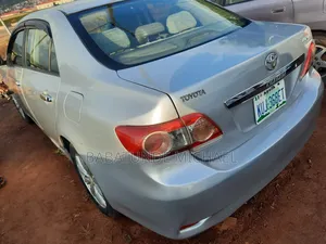 Toyota Corolla 2010 Silver
