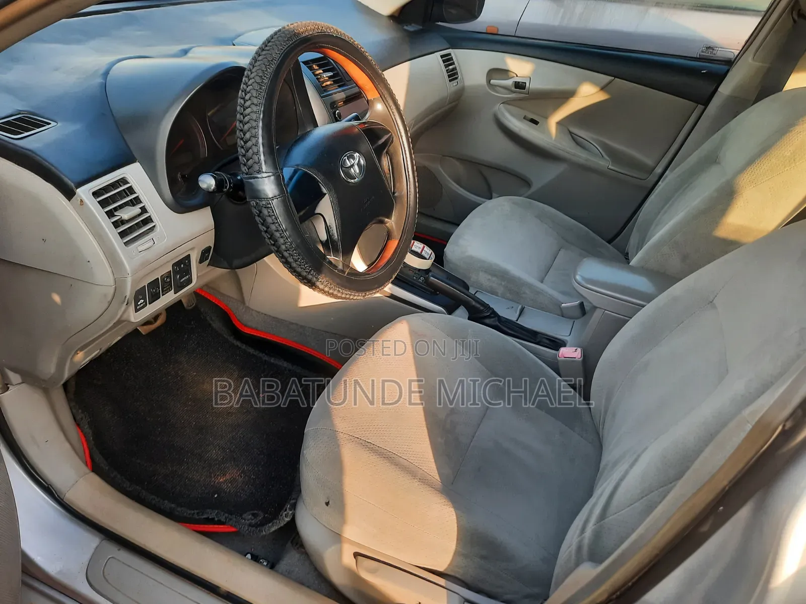 Toyota Corolla 2010 Silver