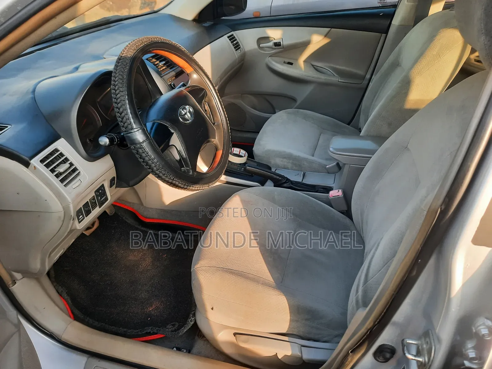 Toyota Corolla 2010 Silver