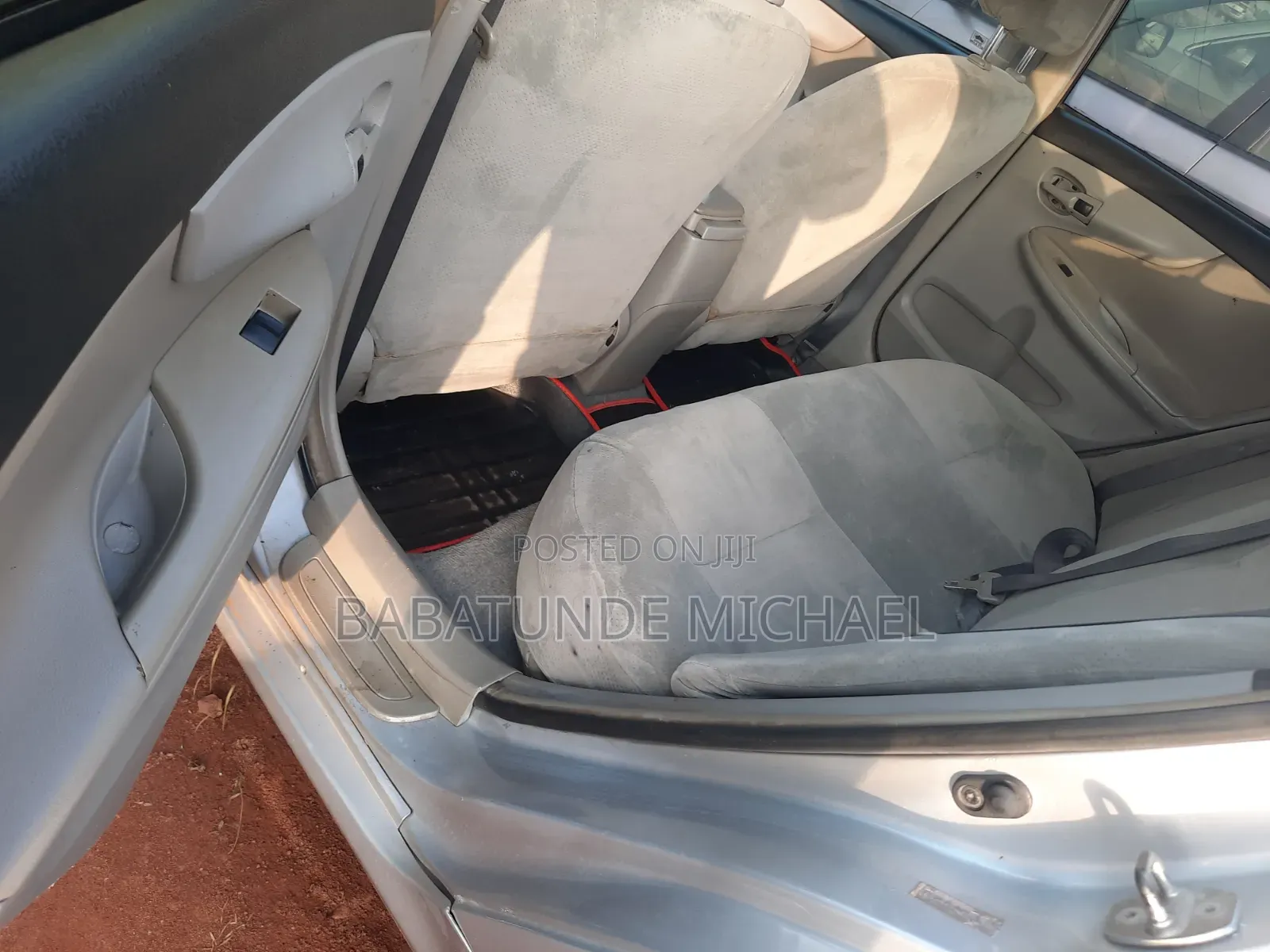 Toyota Corolla 2010 Silver