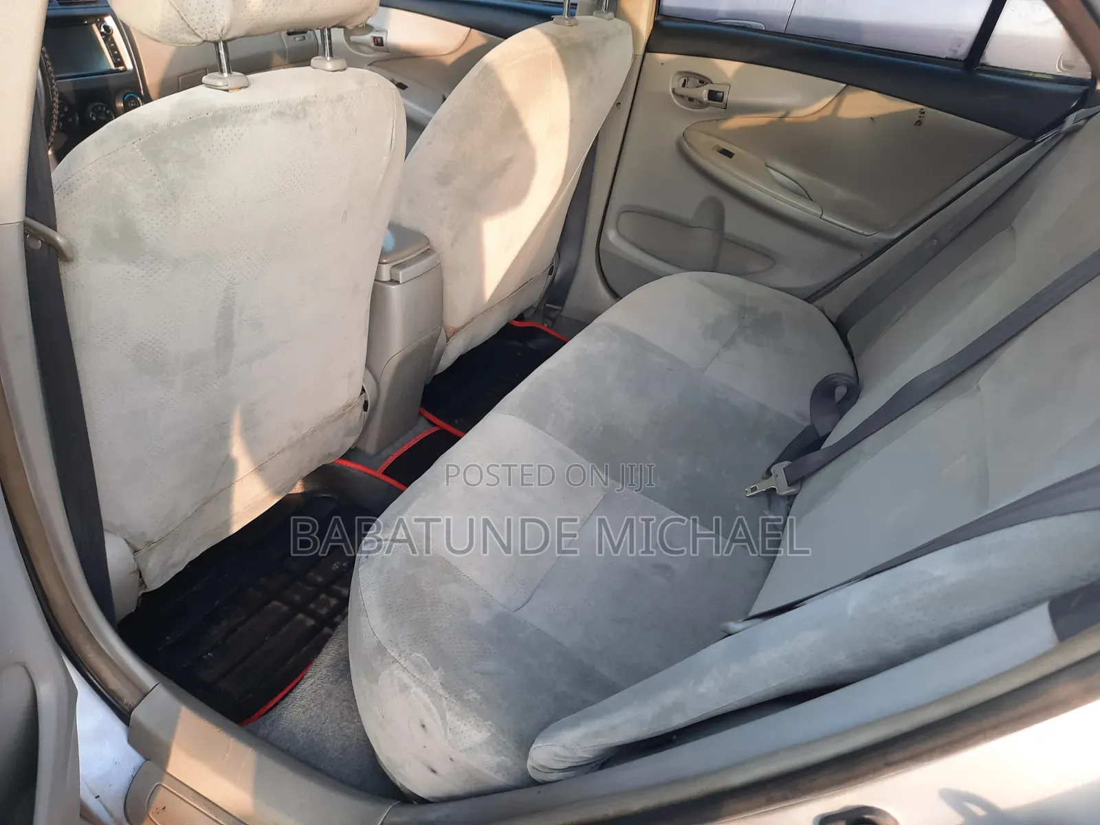 Toyota Corolla 2010 Silver