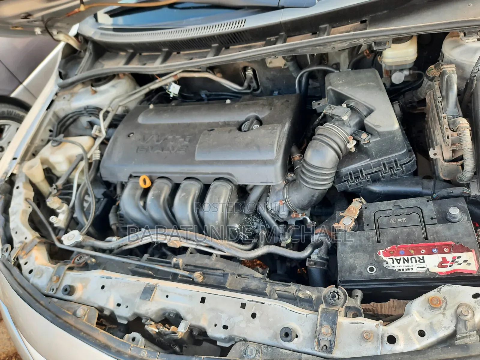 Toyota Corolla 2010 Silver