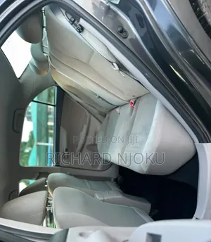 Toyota Corolla LE Special Edition 4dr Sedan (1.8L 4cyl 4A) 2013