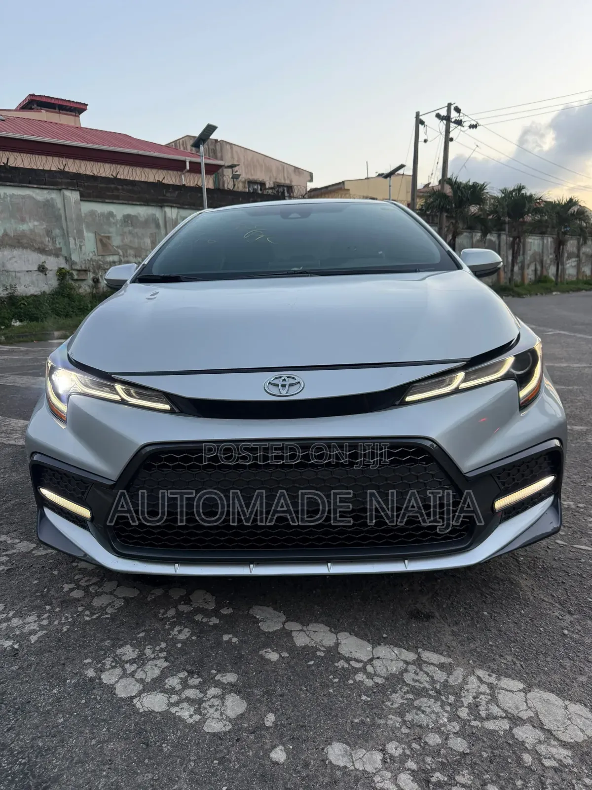 Toyota Corolla SE 2020 Silver