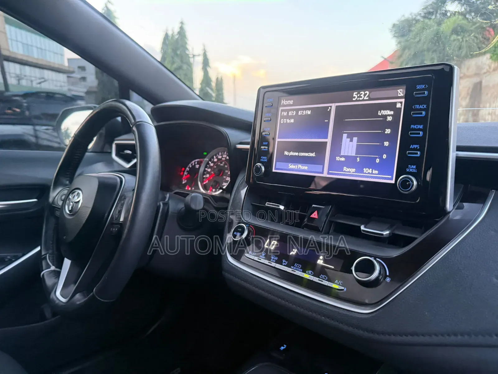 Toyota Corolla SE 2020 Silver